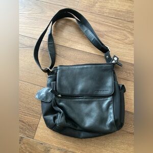 Fossil women’s Black Leather Crossbody Bag